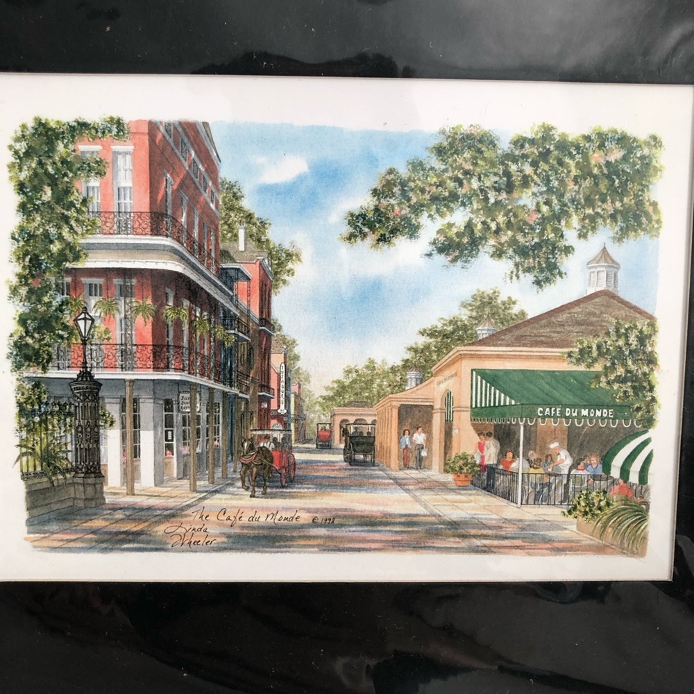 Cafe Du Monde- New Orleans Artwork by Linda Wheeler